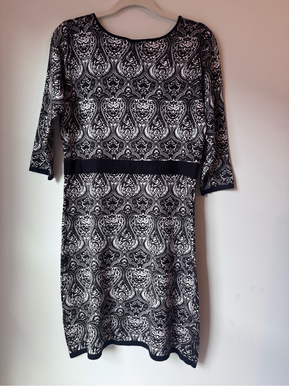 Allison Brittney Black and White Empire Waist Midi Dress - Picture 5 of 7
